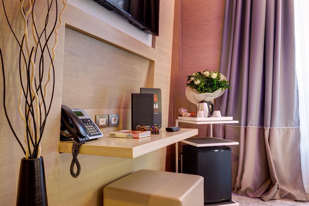 Dharma Luxury Hotel Roma Esterno foto